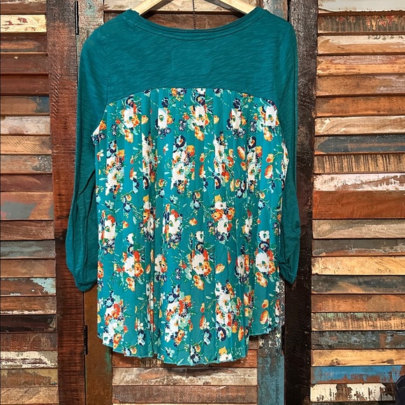 Anthropologie Floral Women's Top size medium Polyester - Picture 5 of 6